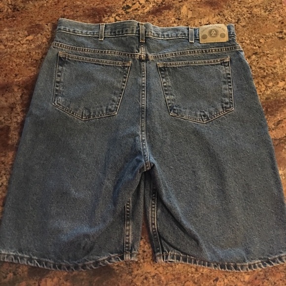 Men’s ARIZONA JEAN CO Relaxed Jeans Shorts, Sz-40 EUC - Picture 3 of 6